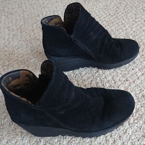 Fly London Shoes Yip black Suede Wedge Ankle Boots Size EU 41 US 10